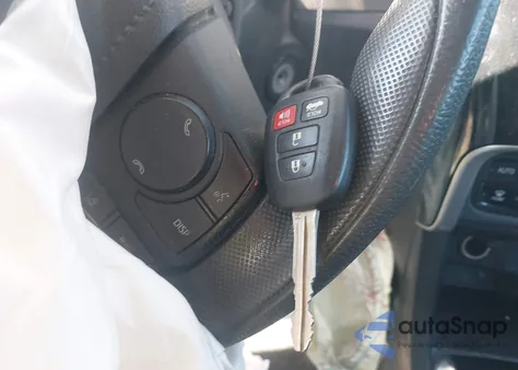 2017 Toyota Corolla Le z USA, uszkodzony, nr VIN 2T1BURHE0HC791097